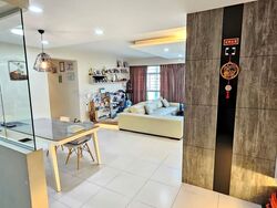 Blk 428A Floral Spring @ Yishun (Yishun), HDB 5 Rooms #574552661